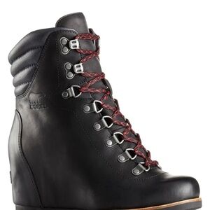 Sorel Black Lace Up conquest wedge boot